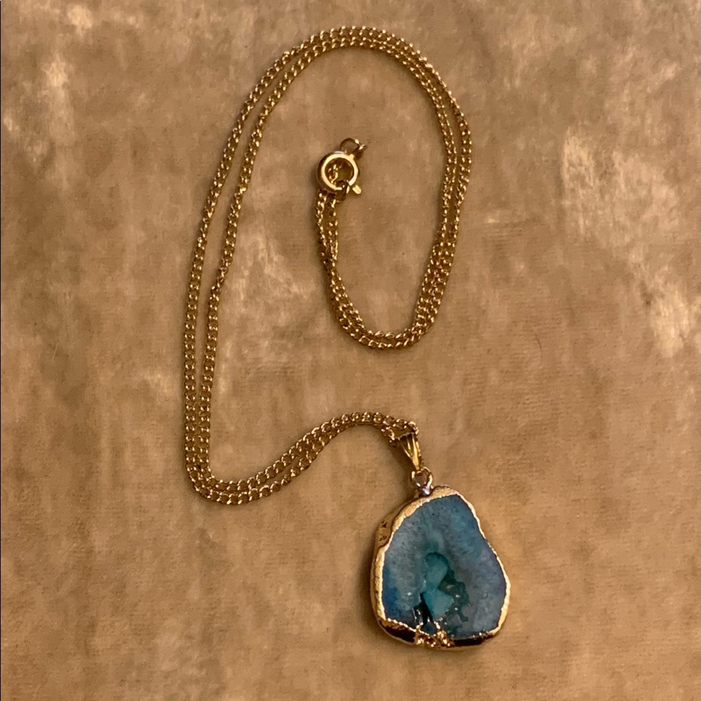 Blue Crystal Druzy Quartz Free Form Pendant with Gold Chain Necklace NEW